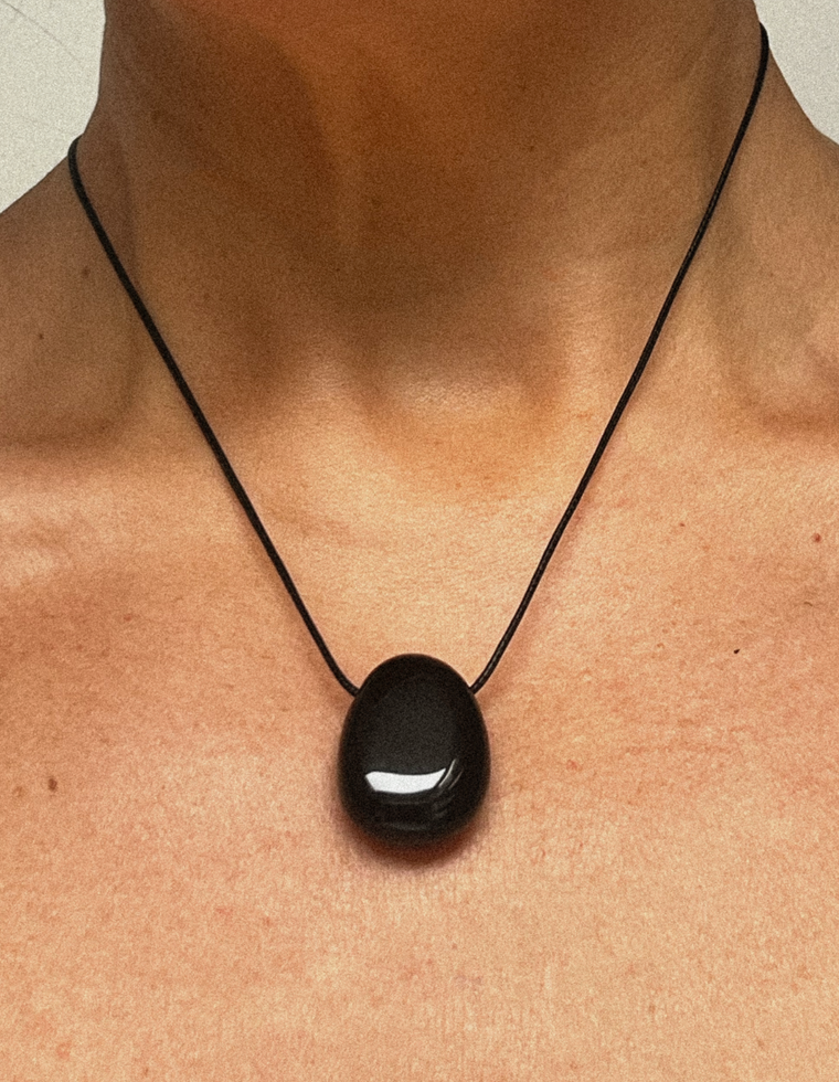 Isen - Obsidian Forma Pendant