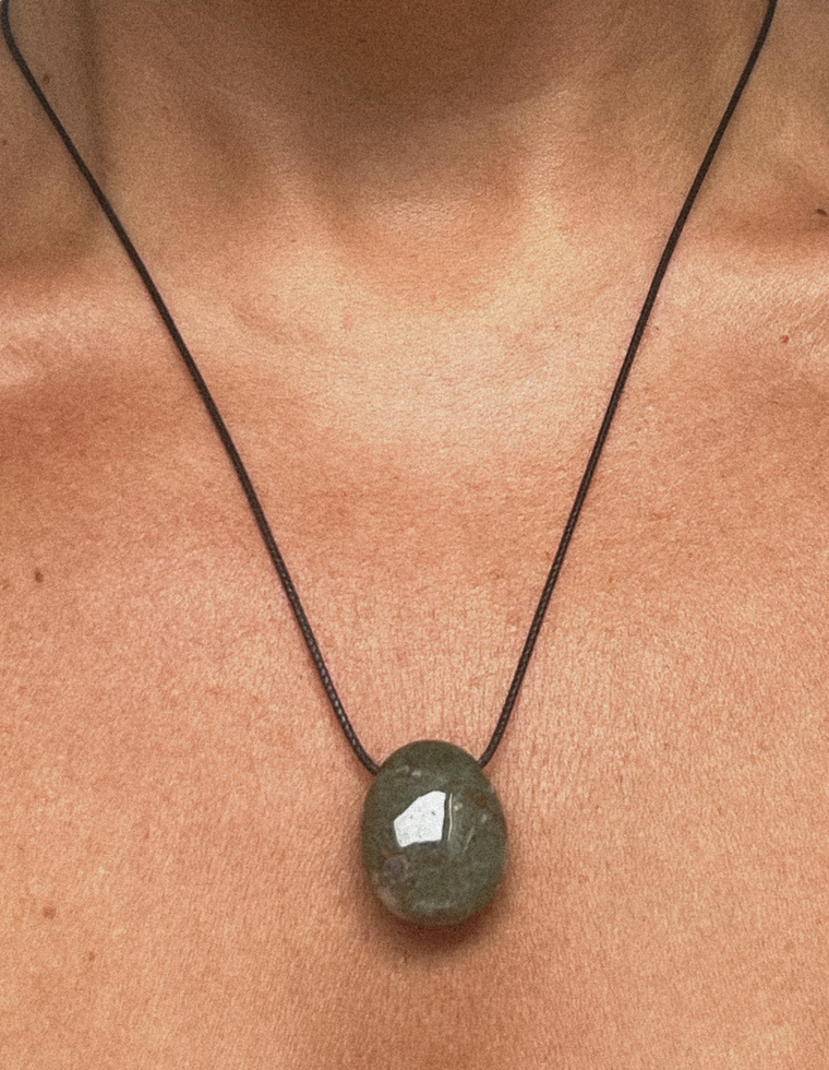 Thorne - Moss Agate Forma Pendant