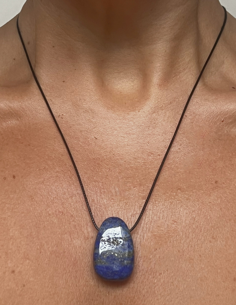 Aerathis III - Lapis Lazuli Forma Pendant