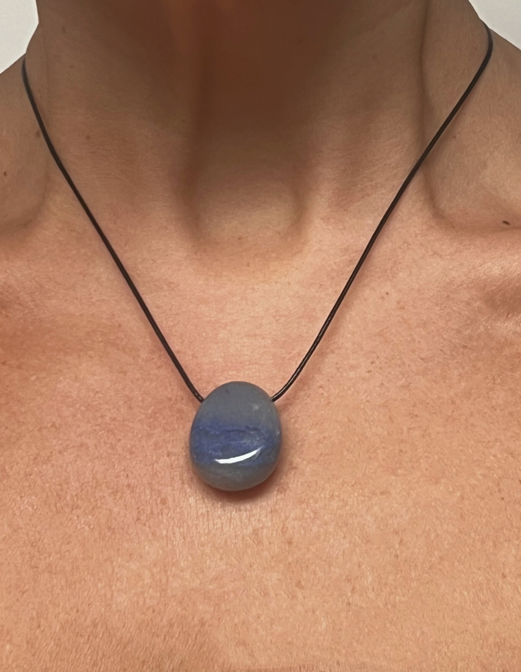 Arveth - Blue Aventurine Forma Pendant