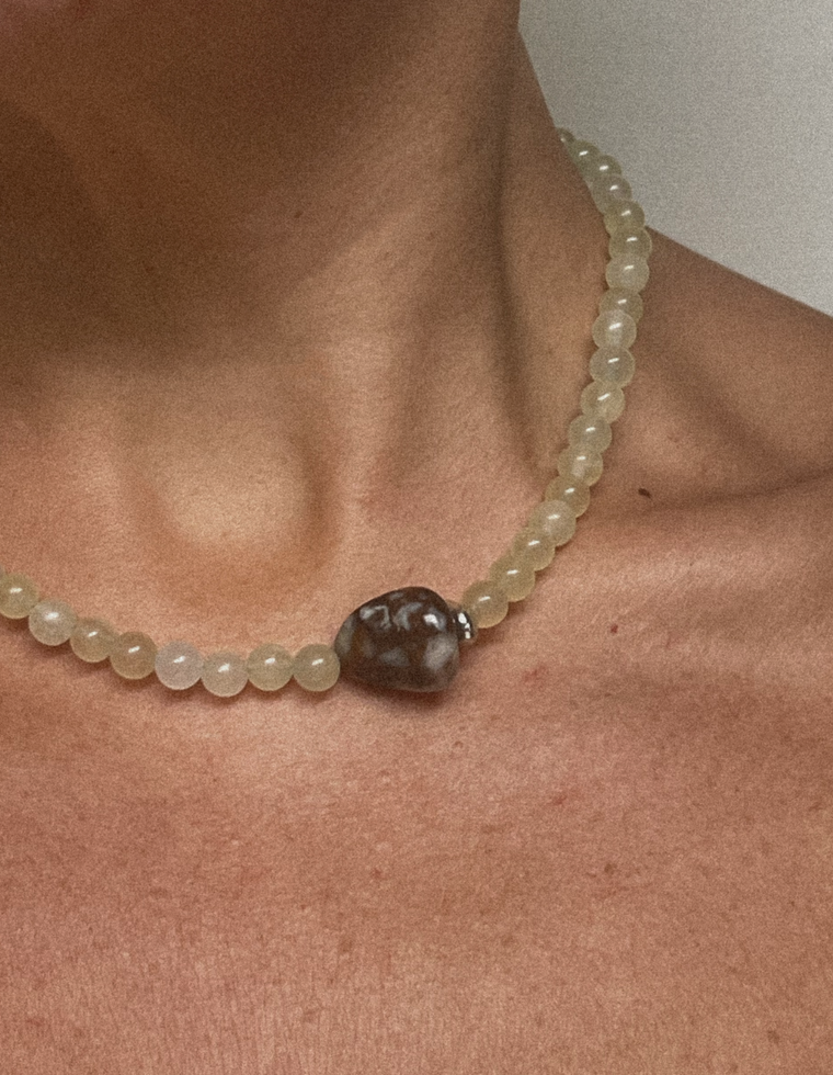 Avenor - Bowenite & Jasper Necklace