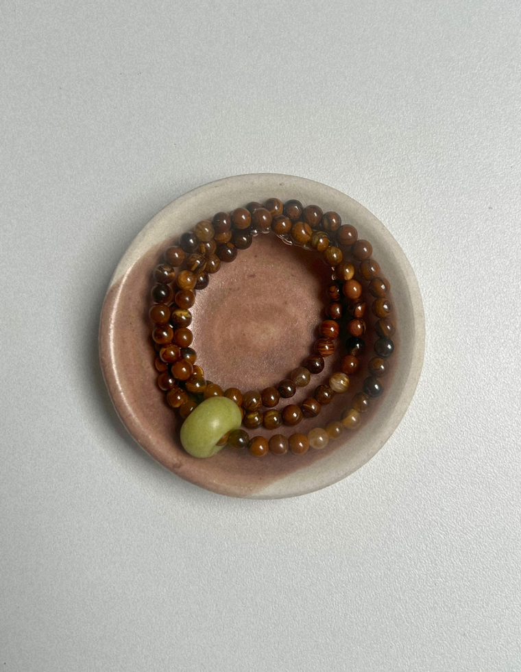 Idle Hands 12 - Tiger Eye Movement Necklace
