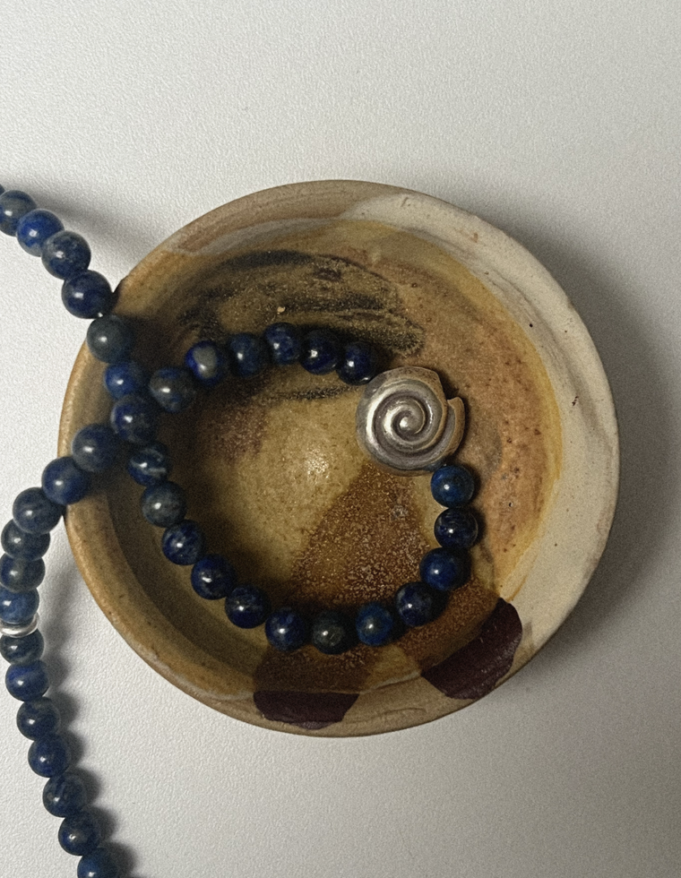 Ilyen - Lapis Lazuli Necklace