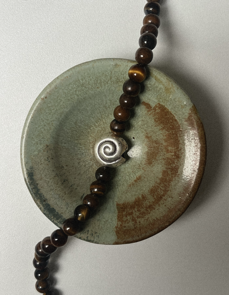 Thalaren - Tiger Eye Necklace