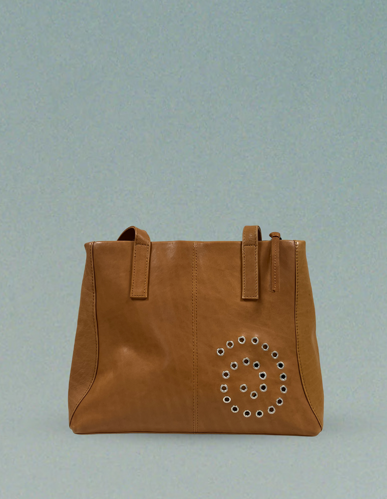 Spiral Stud Vintage Leather Bag / Piece 15