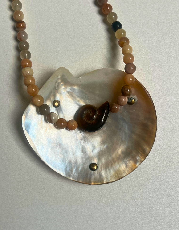 Levante 17 – Sunstone Whorl Necklace