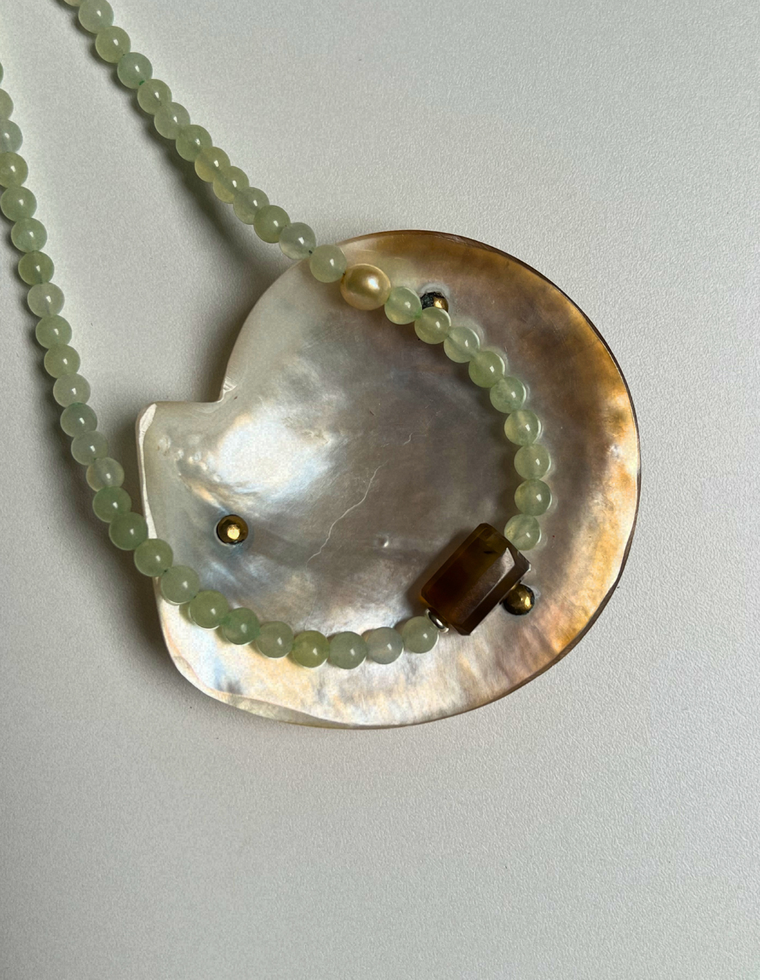 Grove 7 - Bowenite & Crazy Agate Necklace