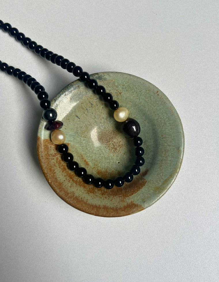 Counter 10 - Onyx & Garnet Necklace