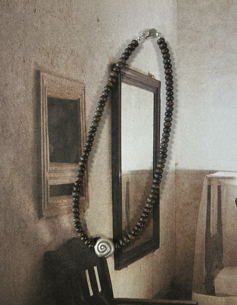 Thariel - Bronzite Necklace