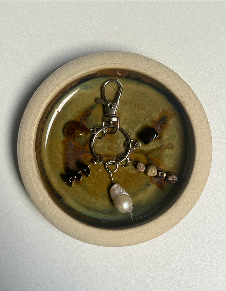 Orbit Charm – Green Garnet & Red Garnet