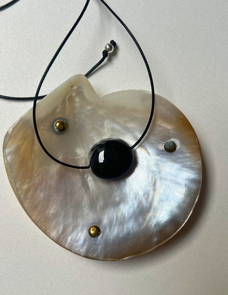 Strata 10 - Onyx Forma Pendant