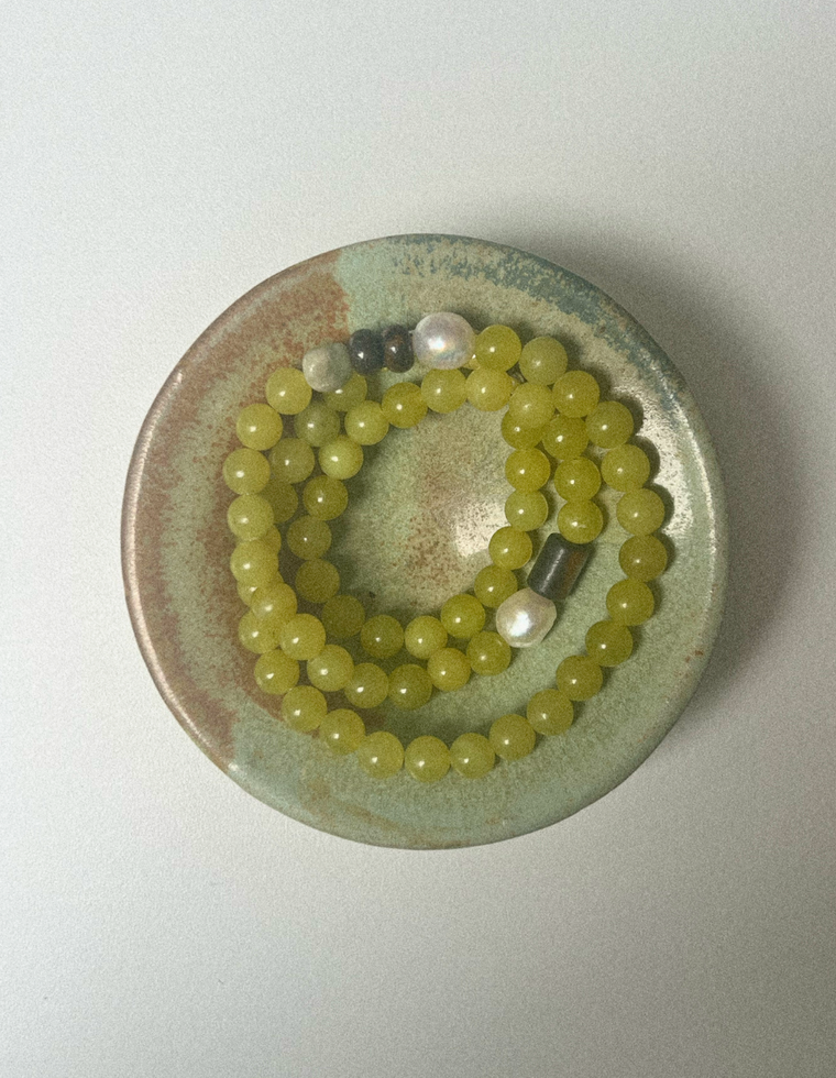 Liraeth - Olive Jade & Pearl Necklace