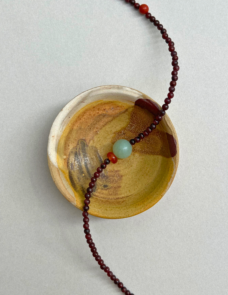 Counterpoint  6 – Garnet & Bowenite Necklace