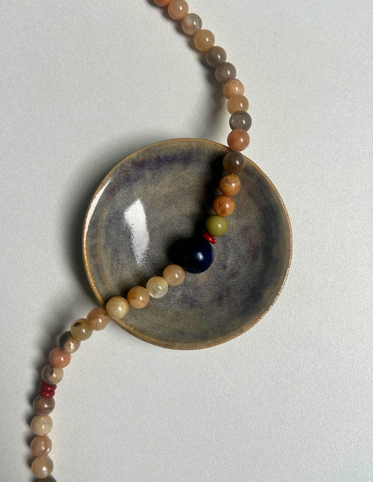 Levante 29 – Sunstone & Lapis Lazuli Necklace