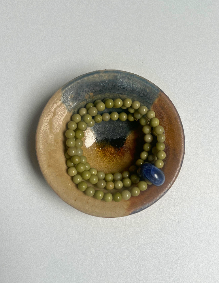 Idle Hands 33 - Alashan Agate Movement Necklace