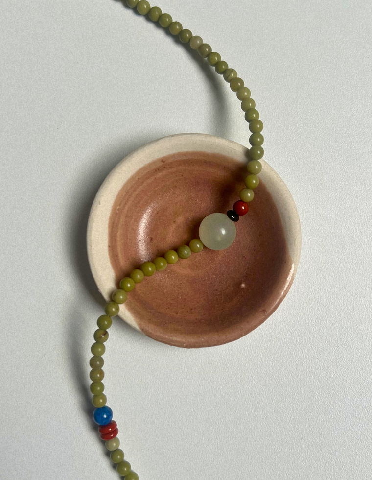 Levante 32 – Alashan Agate & Bowenite Necklace