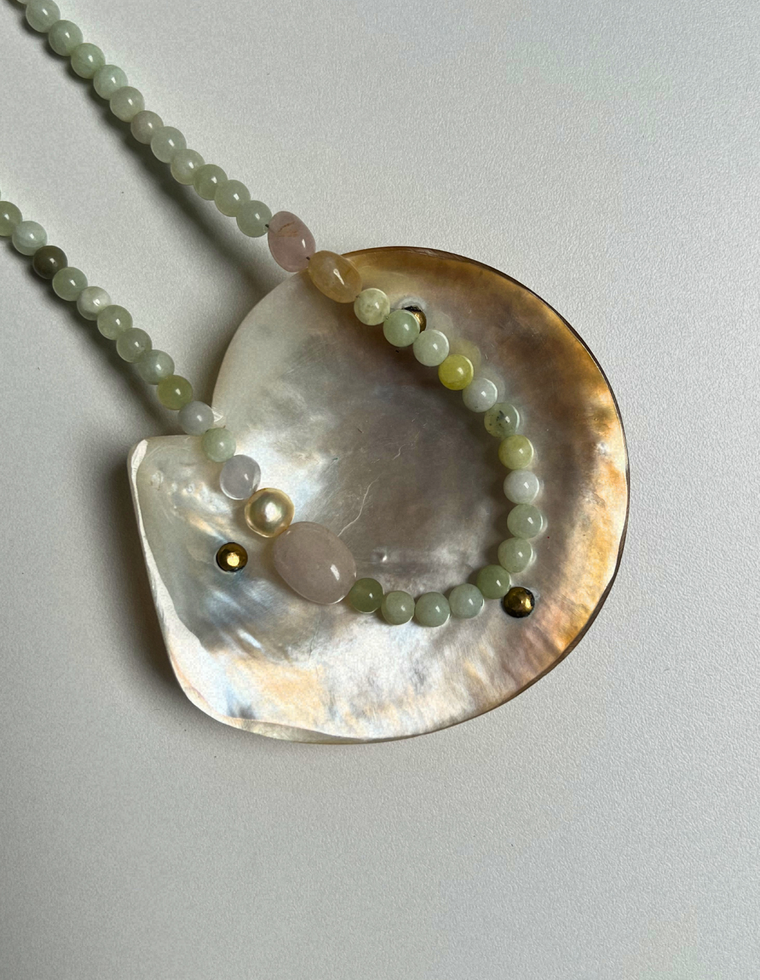 Grove 5 - Bowenite & Beryl Necklace