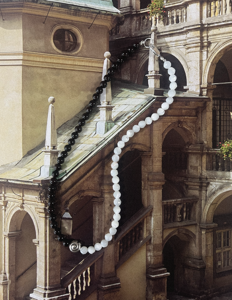 Fenirae - Mother of Pearl & Garnet Necklace