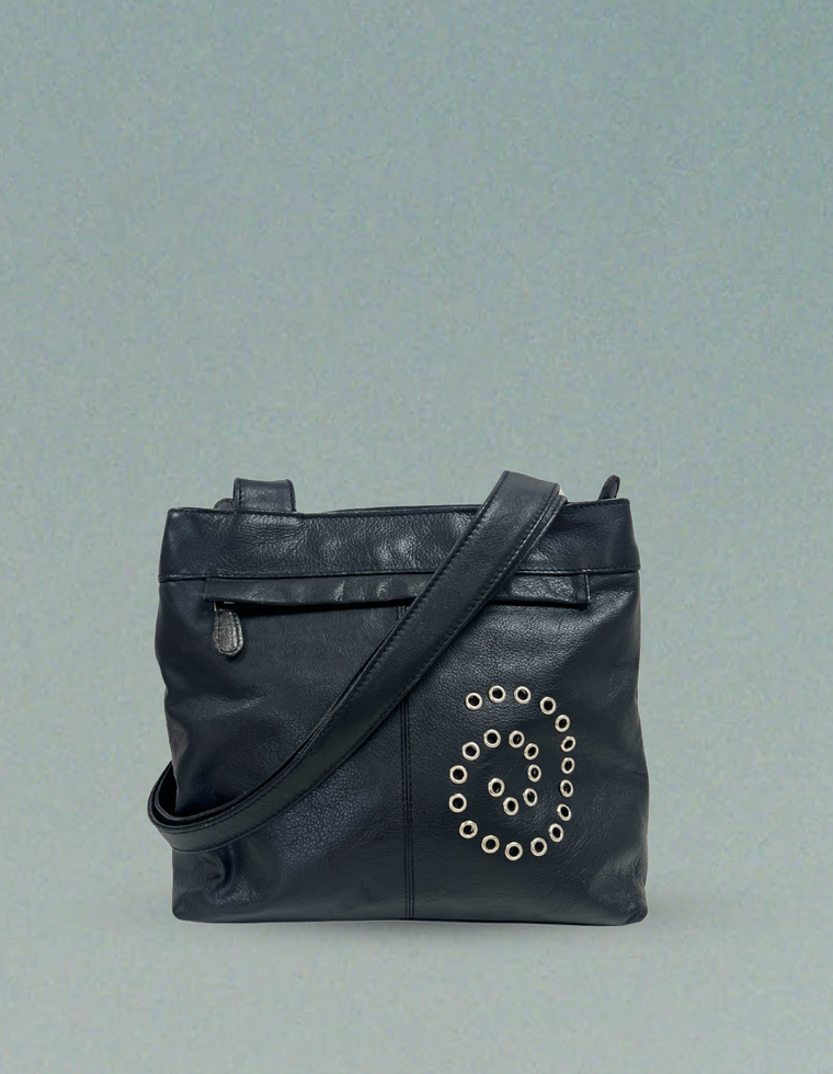 Spiral Stud Vintage Leather Bag / Piece 22