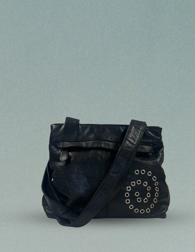 Spiral Stud Vintage Leather Bag / Piece 30
