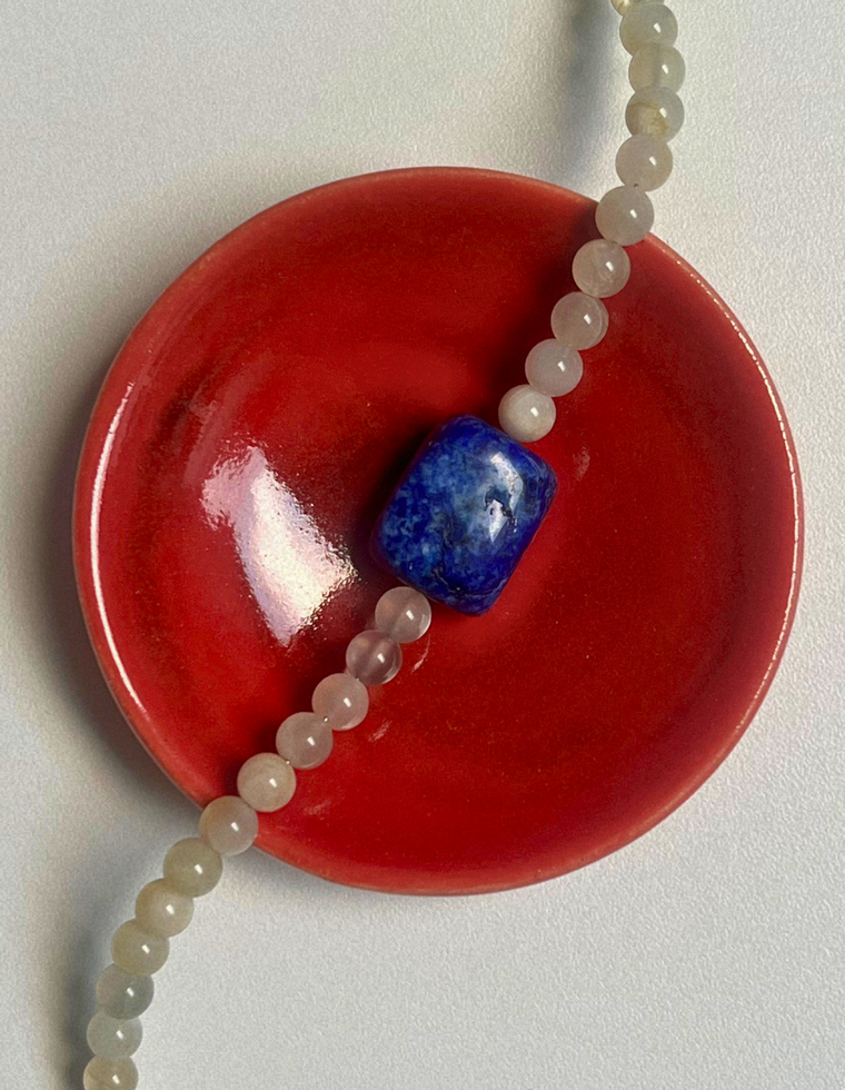 Commonplace 35 – Moonstone & Lapis Lazuli Necklace