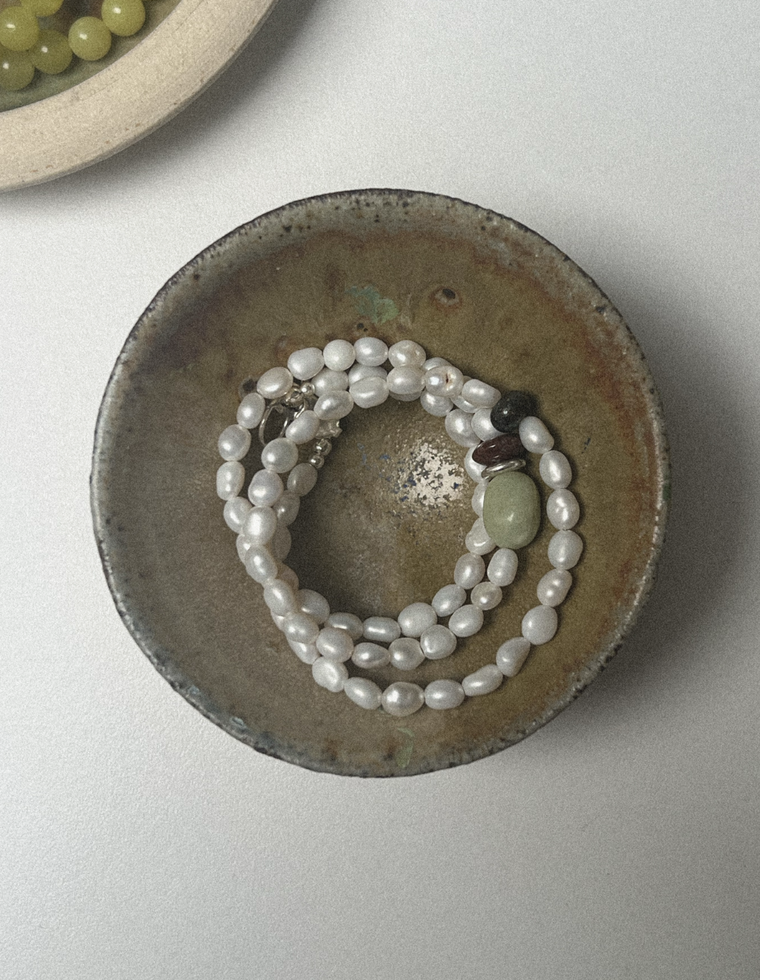 Mariveth - Pearl & Bowenite Necklace