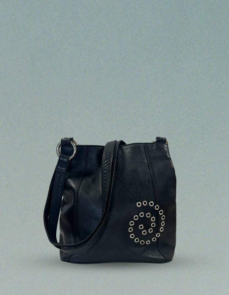 Spiral Stud Vintage Leather Bag / Piece 35
