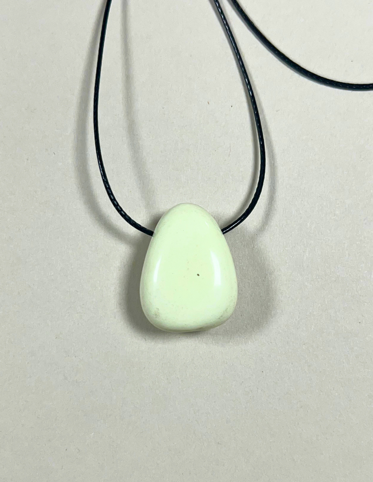 Cyralei - Chrysoprase Forma Pendant