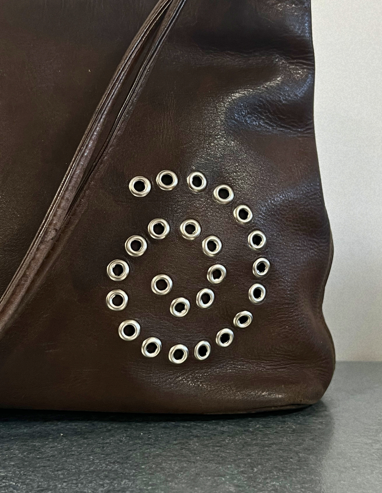 Spiral Stud Vintage Leather Bag / Piece 36